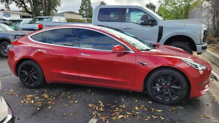 2018 Tesla Model 3 5YJ3E1EA9JF058195