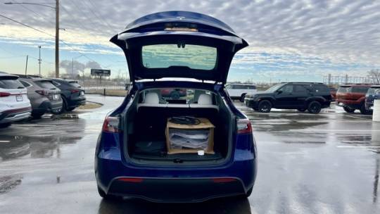 2021 Tesla Model Y 5YJYGDEE7MF247078