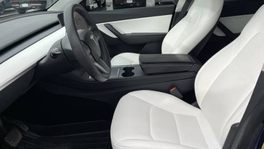 2021 Tesla Model Y 5YJYGDEE7MF247078