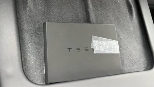 2021 Tesla Model Y 5YJYGDEE7MF247078