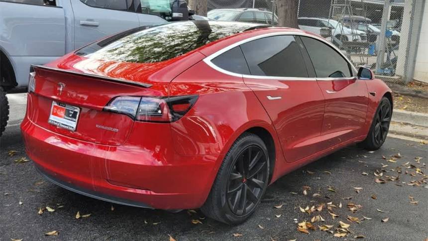 2018 Tesla Model 3 5YJ3E1EA9JF058195