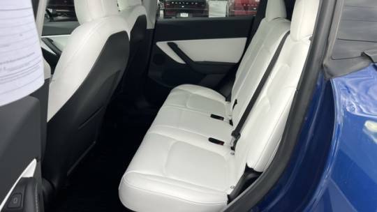 2021 Tesla Model Y 5YJYGDEE7MF247078