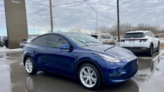 2021 Tesla Model Y 5YJYGDEE7MF247078