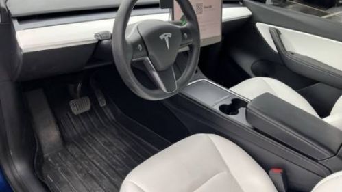 2021 Tesla Model Y 5YJYGDEE7MF247078