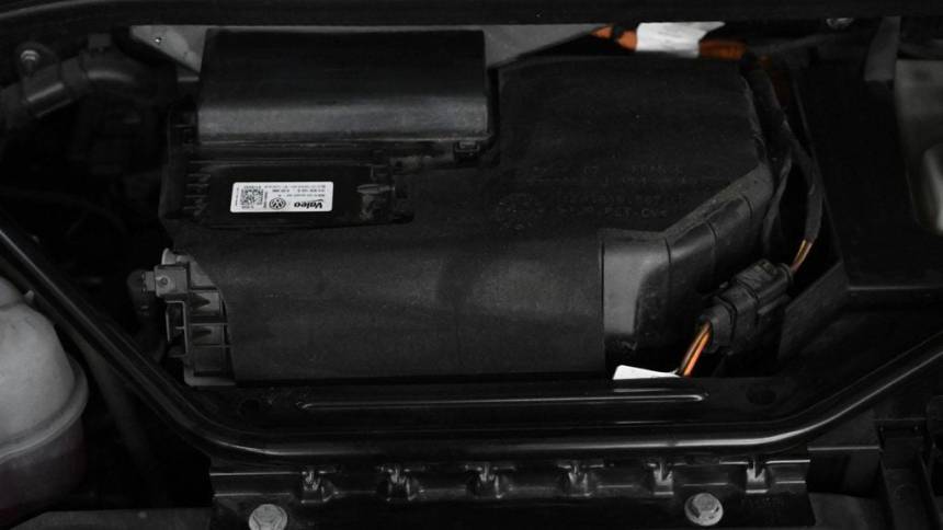 2021 Volkswagen ID.4 WVGTMPE23MP043695