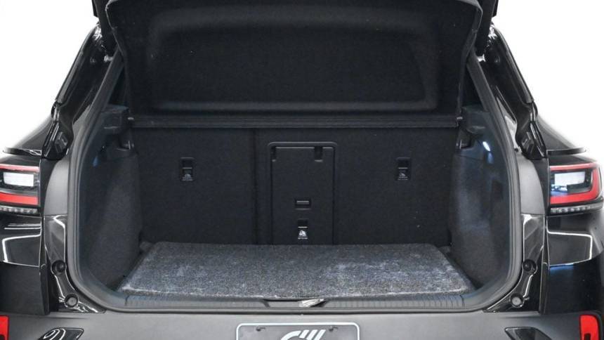 2021 Volkswagen ID.4 WVGTMPE23MP043695