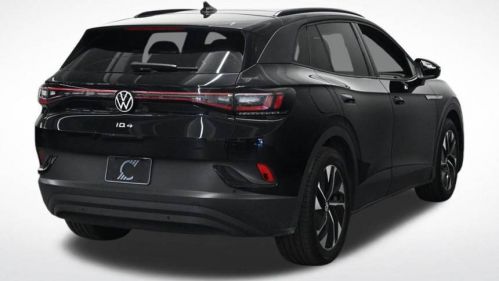 2021 Volkswagen ID.4 WVGTMPE23MP043695