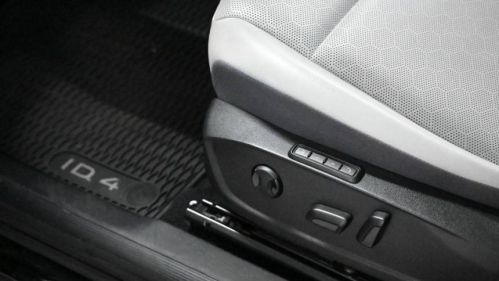 2021 Volkswagen ID.4 WVGTMPE23MP043695