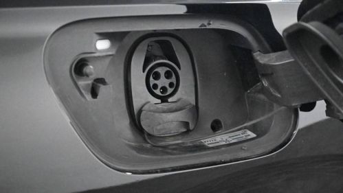 2021 Volkswagen ID.4 WVGTMPE23MP043695