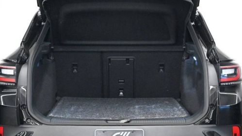 2021 Volkswagen ID.4 WVGTMPE23MP043695