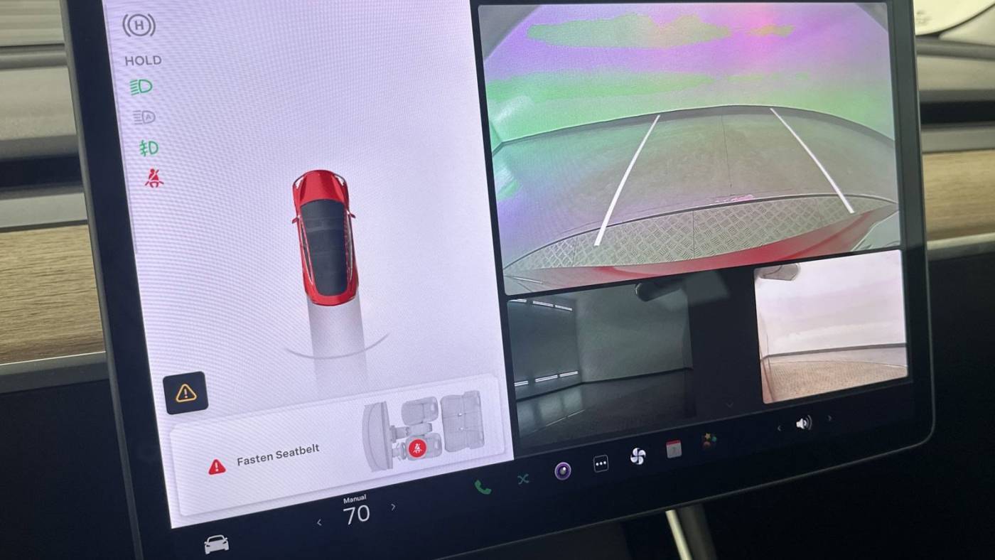 2018 Tesla Model 3 5YJ3E1EB9JF121546