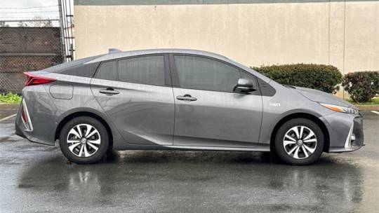 2017 Toyota Prius Prime JTDKARFP3H3067989