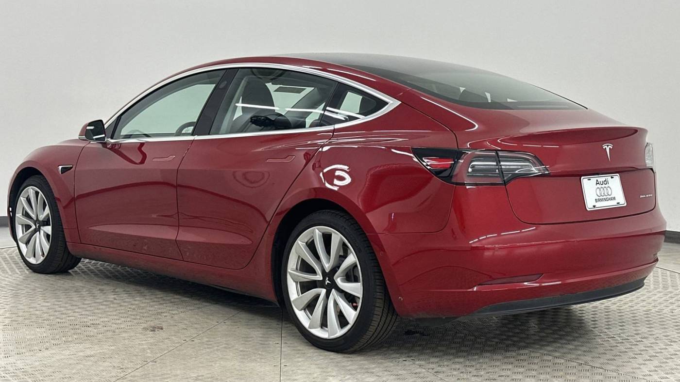 2018 Tesla Model 3 5YJ3E1EB9JF121546