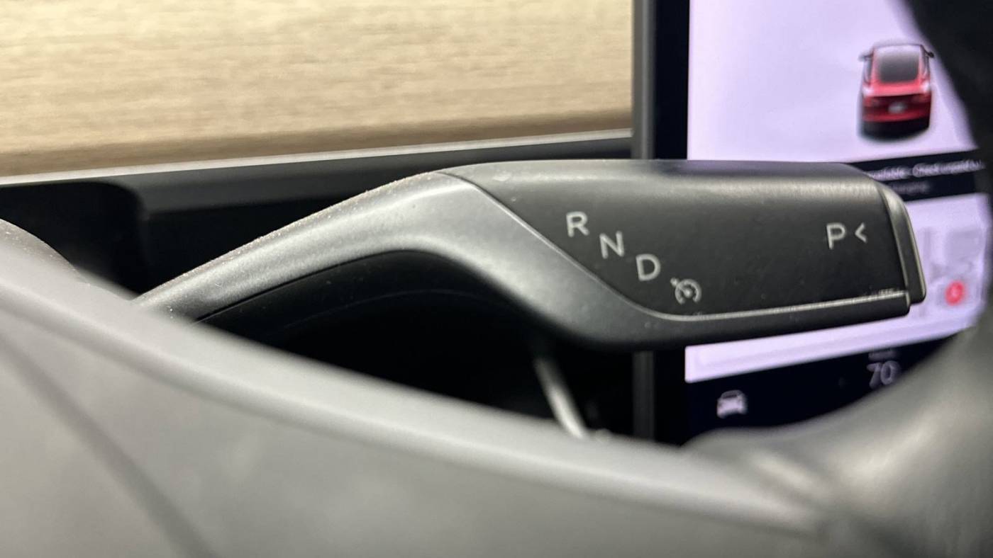 2018 Tesla Model 3 5YJ3E1EB9JF121546
