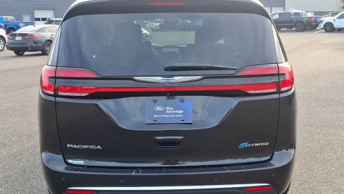 2021 Chrysler Pacifica 2C4RC1L76MR517473
