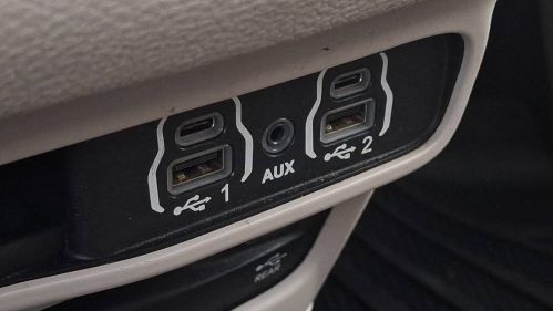 2021 Chrysler Pacifica 2C4RC1L76MR517473