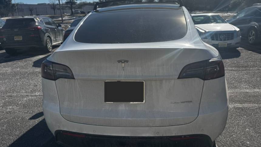 2021 Tesla Model Y 5YJYGAEE0MF229651