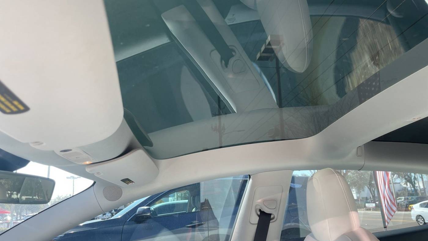 2021 Tesla Model 3 5YJ3E1EA6MF989810