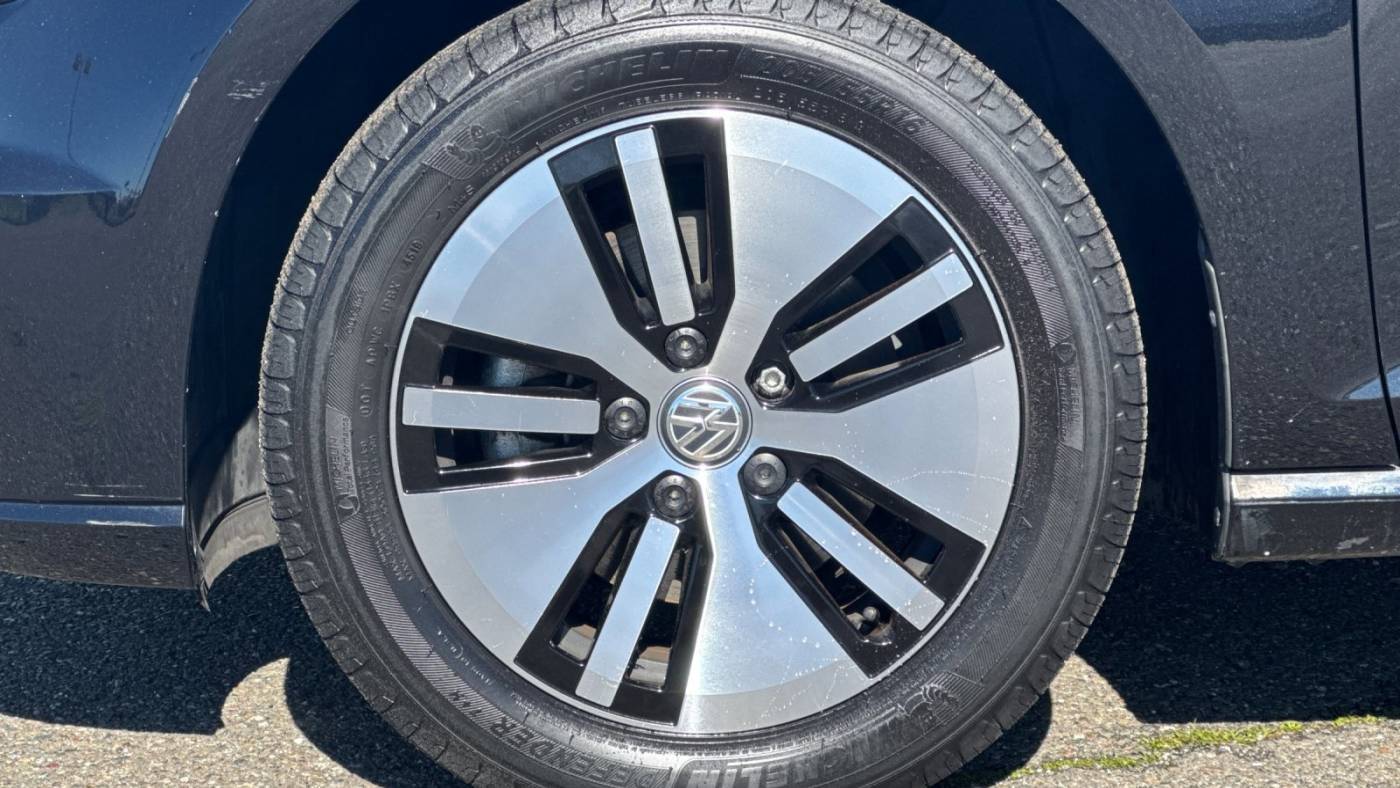 2016 Volkswagen e-Golf WVWKP7AUXGW905075