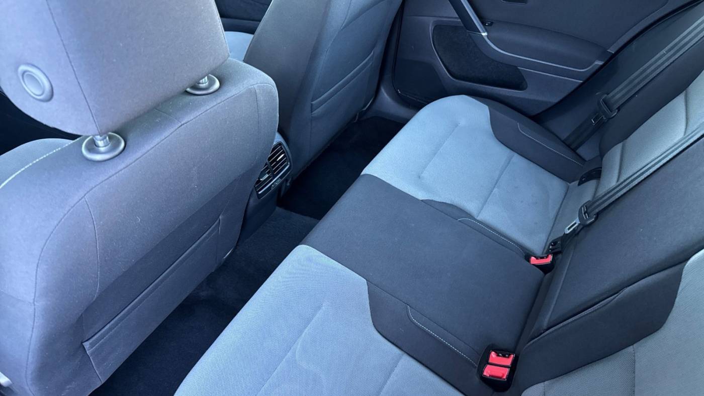 2016 Volkswagen e-Golf WVWKP7AUXGW905075