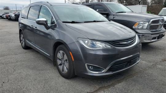 2018 Chrysler Pacifica 2C4RC1N75JR359393