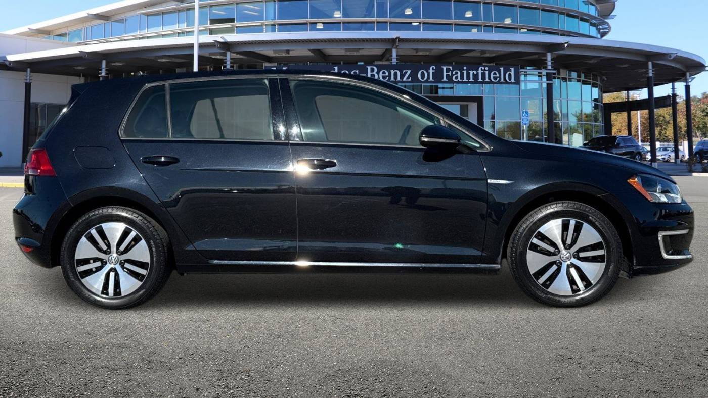2016 Volkswagen e-Golf WVWKP7AUXGW905075