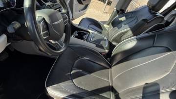 2022 Chrysler Pacifica 2C4RC1S79NR143802