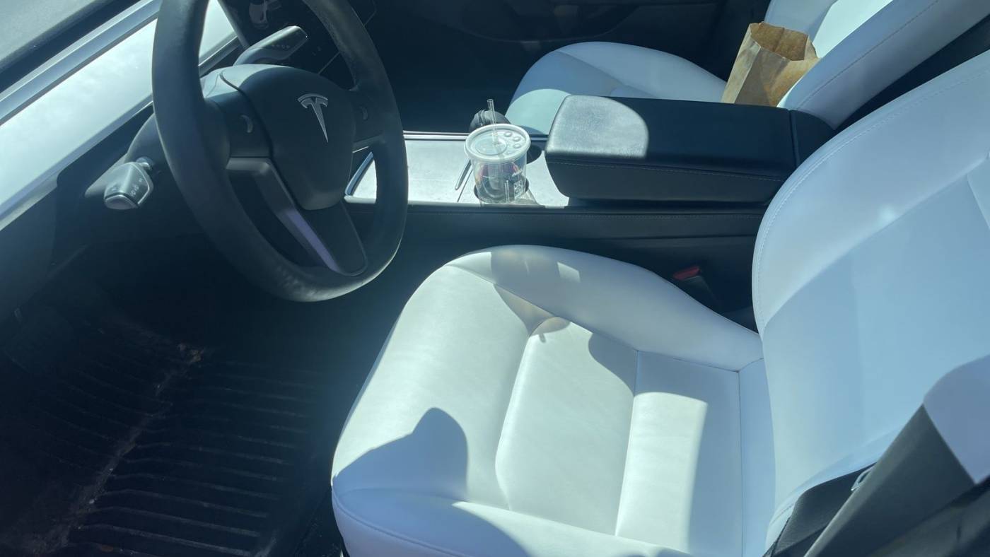 2021 Tesla Model 3 5YJ3E1EA6MF989810