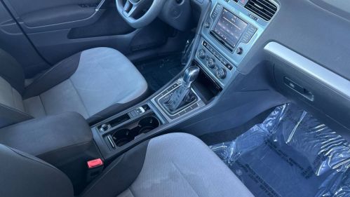 2016 Volkswagen e-Golf WVWKP7AUXGW905075