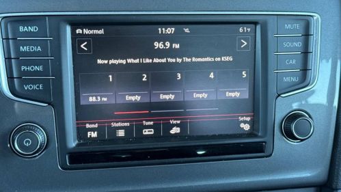 2016 Volkswagen e-Golf WVWKP7AUXGW905075