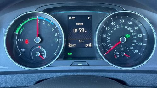 2016 Volkswagen e-Golf WVWKP7AUXGW905075