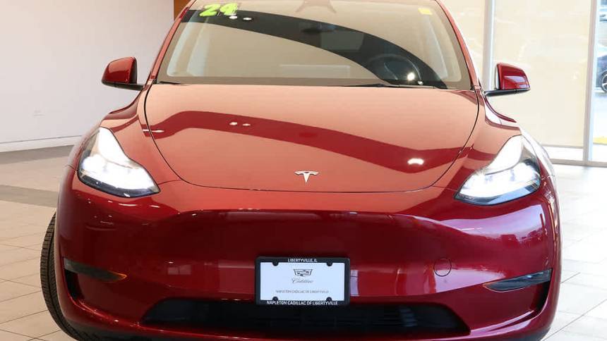 2024 Tesla Model Y 7SAYGDED8RF164230