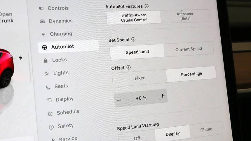 2024 Tesla Model Y 7SAYGDED8RF164230