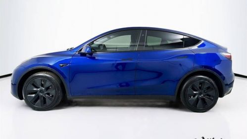 2025 Tesla Model Y 7SAYGDEE8SA359496