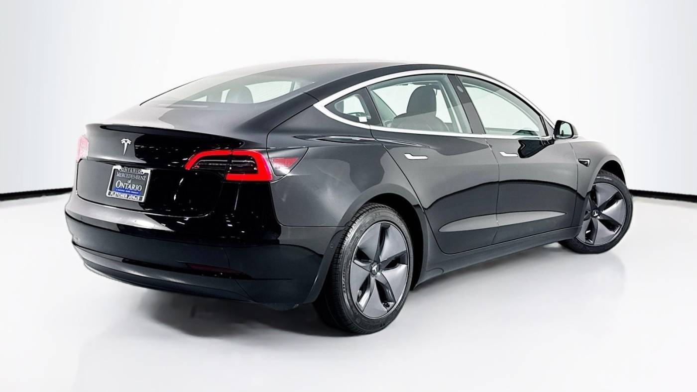 2018 Tesla Model 3 5YJ3E1EA2JF117927