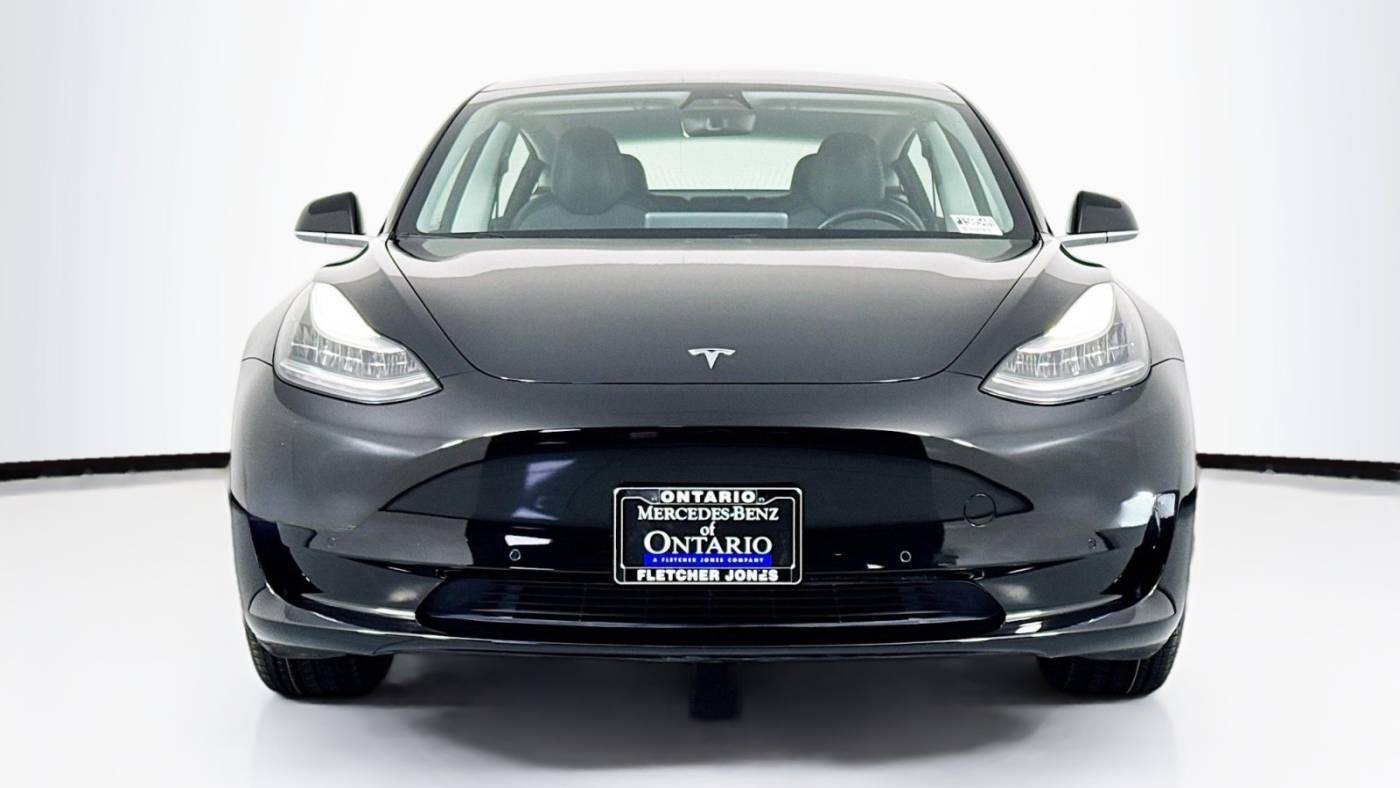 2018 Tesla Model 3 5YJ3E1EA2JF117927