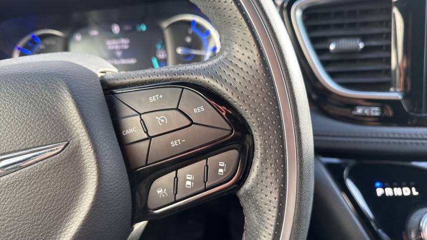 2020 Chrysler Pacifica 2C4RC1N71LR104890