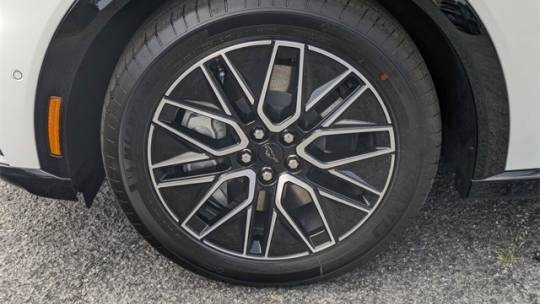 2024 Ford Mustang Mach E 3FMTK3R41RMA04997