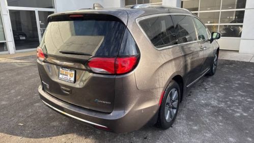 2020 Chrysler Pacifica 2C4RC1N71LR104890