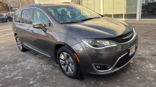 2020 Chrysler Pacifica 2C4RC1N71LR104890
