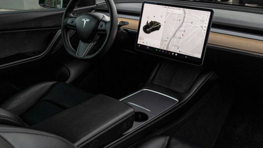 2021 Tesla Model Y 5YJYGDEE5MF129627
