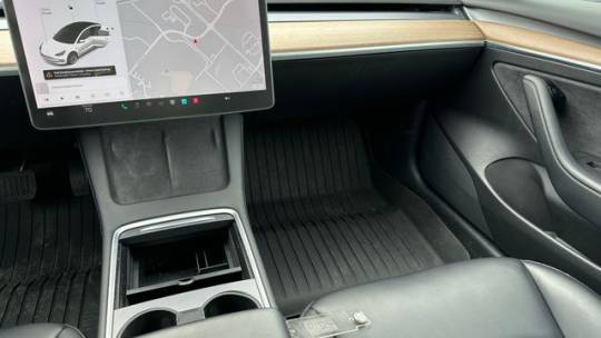 2021 Tesla Model 3 5YJ3E1EA1MF052122