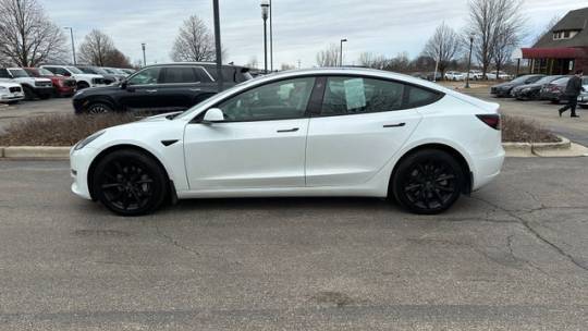 2021 Tesla Model 3 5YJ3E1EA1MF052122