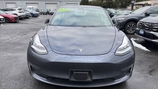 2018 Tesla Model 3 5YJ3E1EB0JF084824