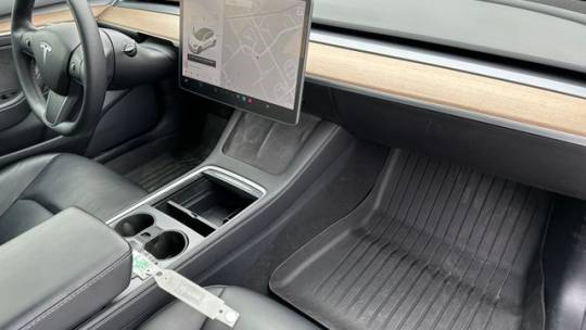 2021 Tesla Model 3 5YJ3E1EA1MF052122