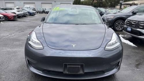 2018 Tesla Model 3 5YJ3E1EB0JF084824