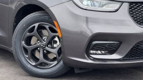 2022 Chrysler Pacifica 2C4RC1L78NR180046