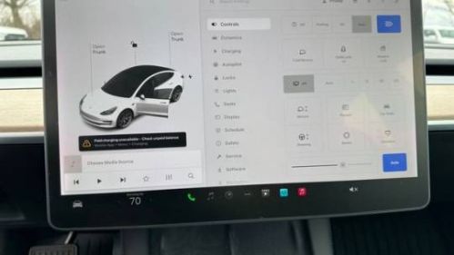2021 Tesla Model 3 5YJ3E1EA1MF052122