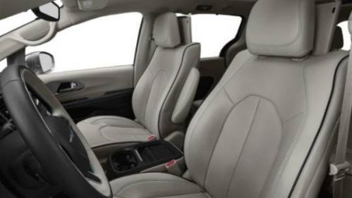 2020 Chrysler Pacifica 2C4RC1N72LR173619