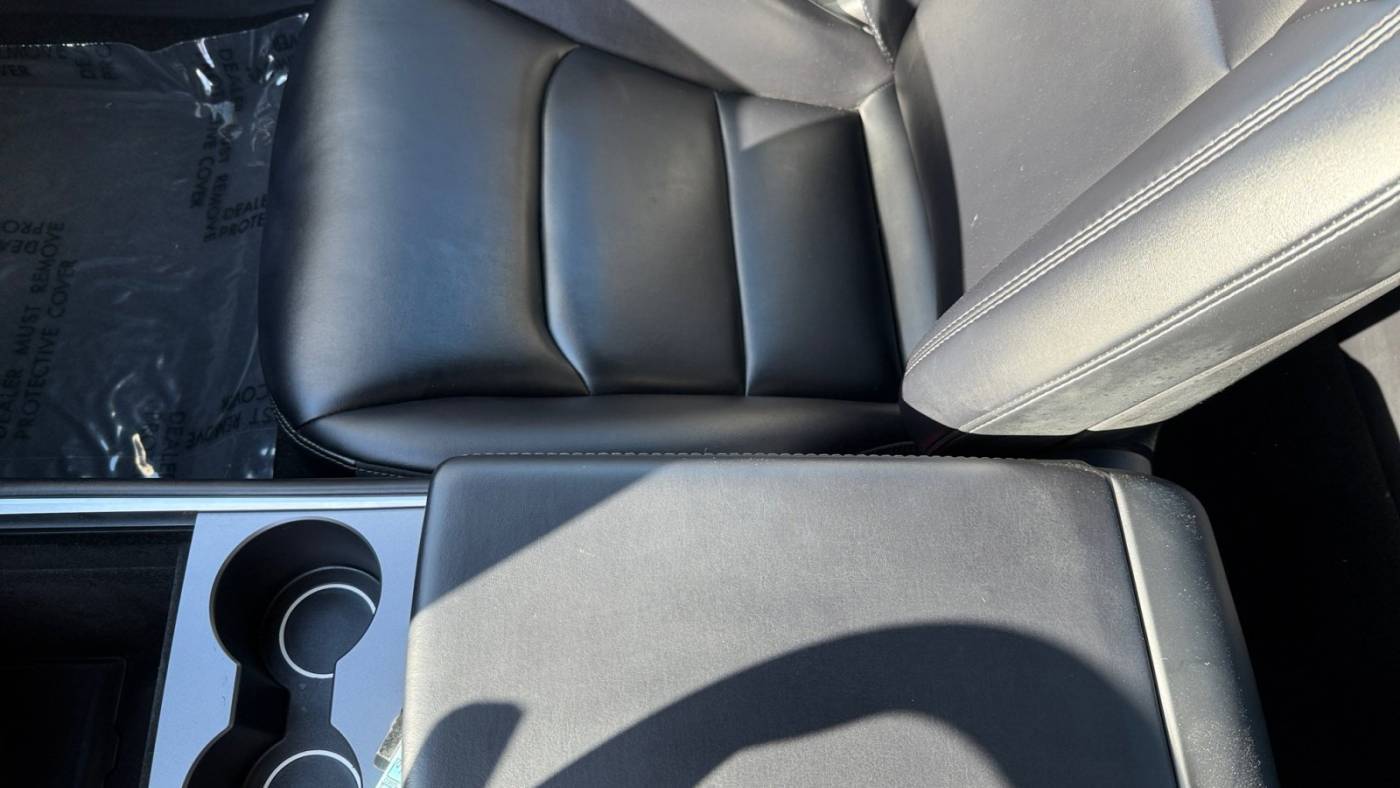 2021 Tesla Model 3 5YJ3E1EA5MF084037